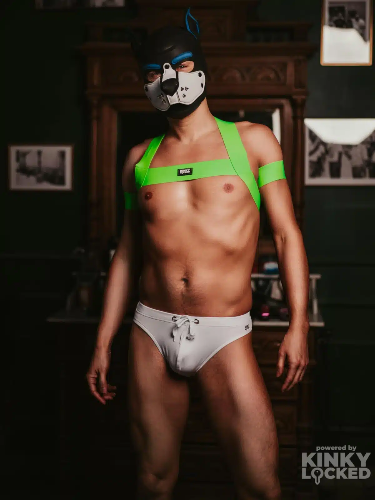 Gay Speedo 31 kinkylocked kinky gear for gay 28 z 66 scaled KINKY LOCKED - FETISH GEAR FOR EVERYONE