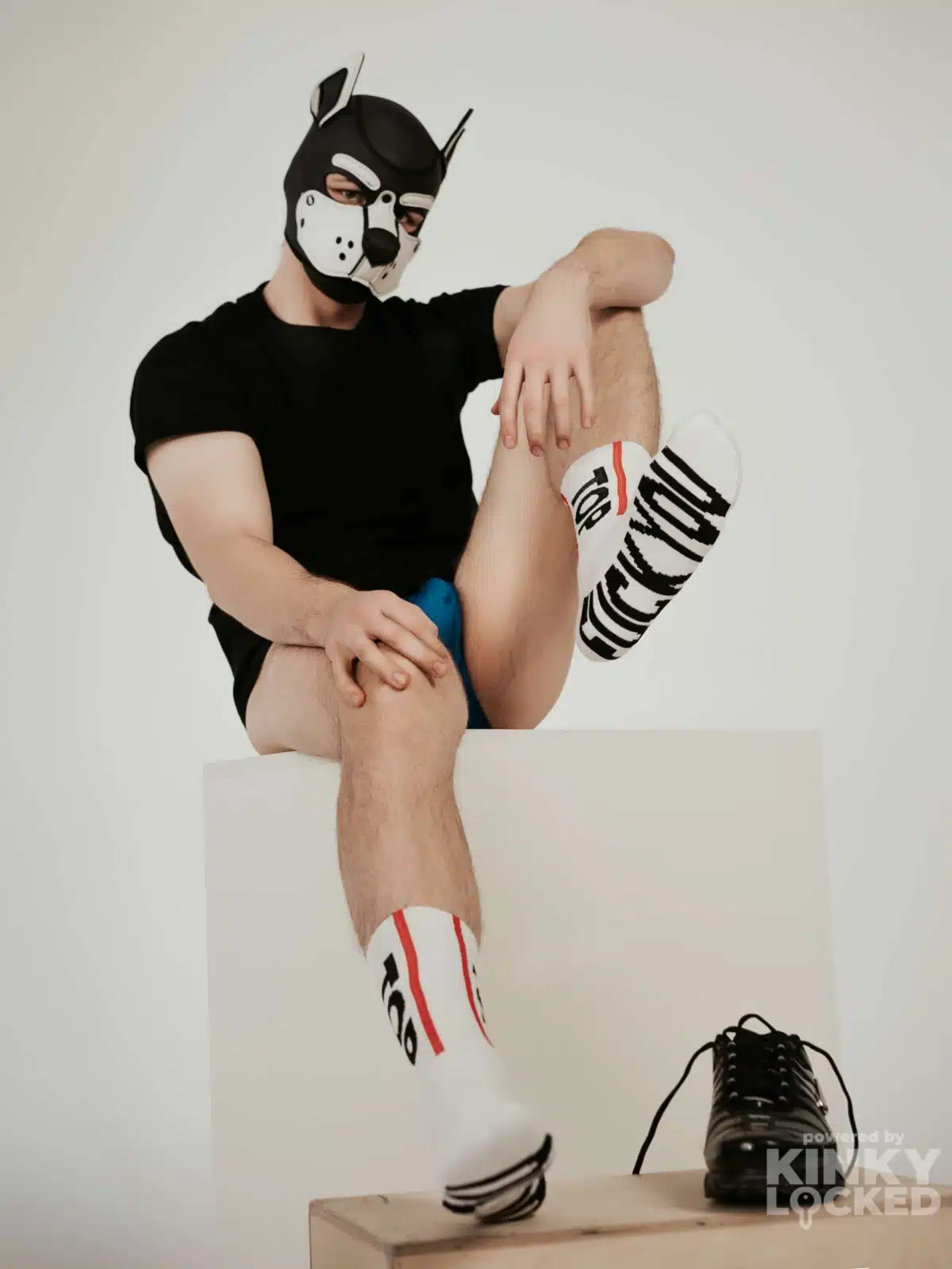 kinkylocked socks 7 z 7 scaled KINKY LOCKED - FETISH GEAR FOR EVERYONE