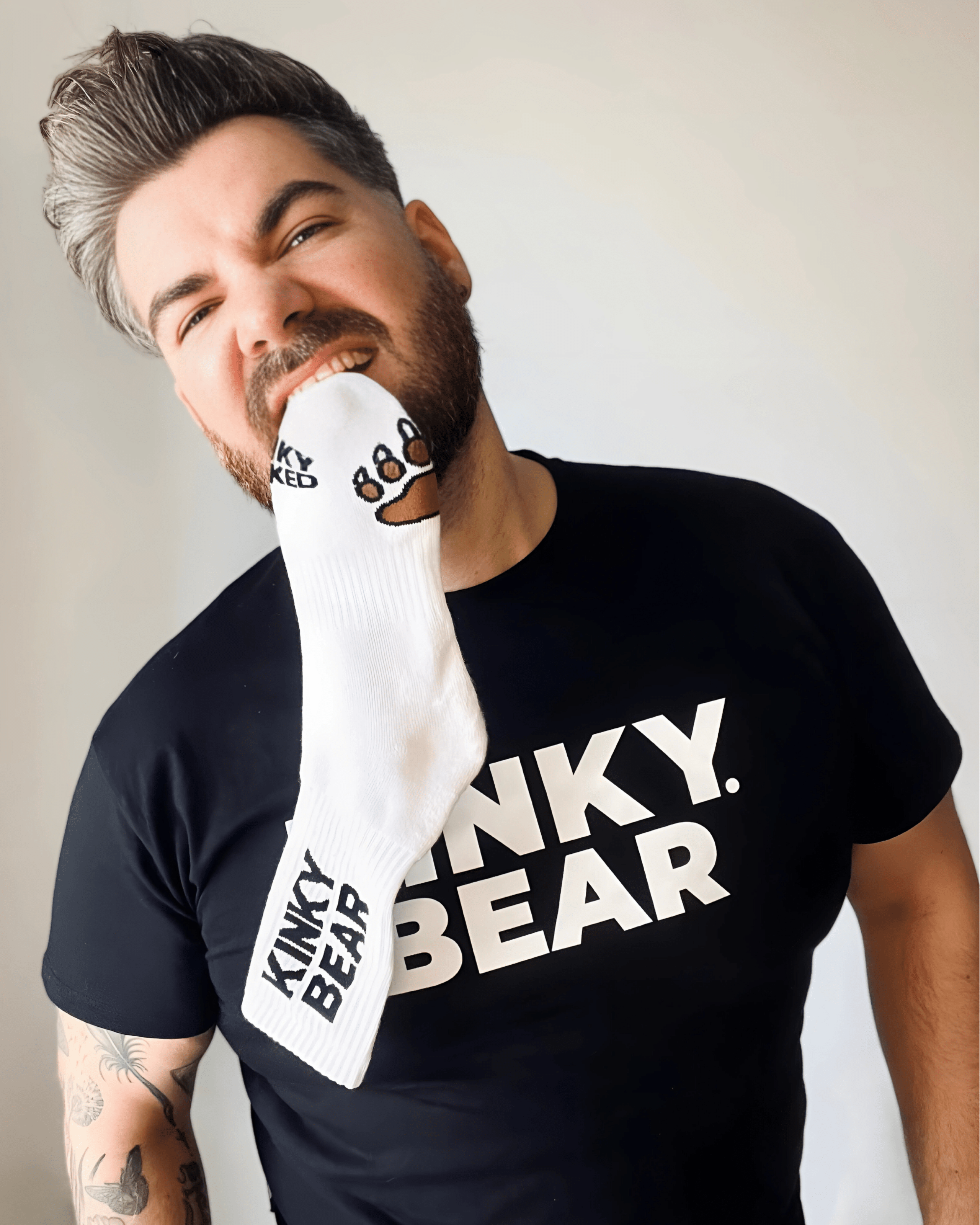 KINKY LOCKED FAMILY 9 4 1 e1744662571943 KINKY LOCKED - FETISH GEAR FOR EVERYONE