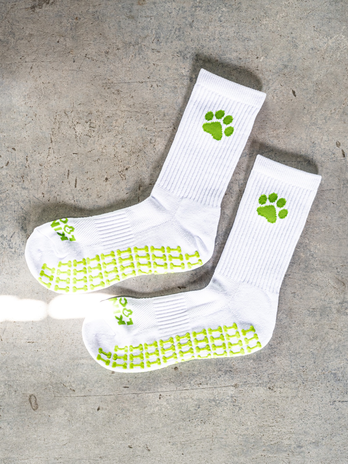 puppy grip socks 14 z 56 KINKY LOCKED - FETISH GEAR FOR EVERYONE