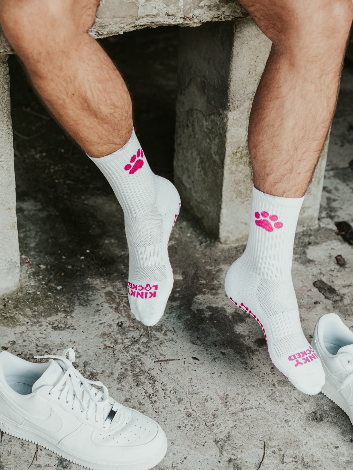 PUPPY PINK GRIP SPORT SOCKS 4 puppy grip socks 46 z 56 KINKY LOCKED - FETISH GEAR FOR EVERYONE