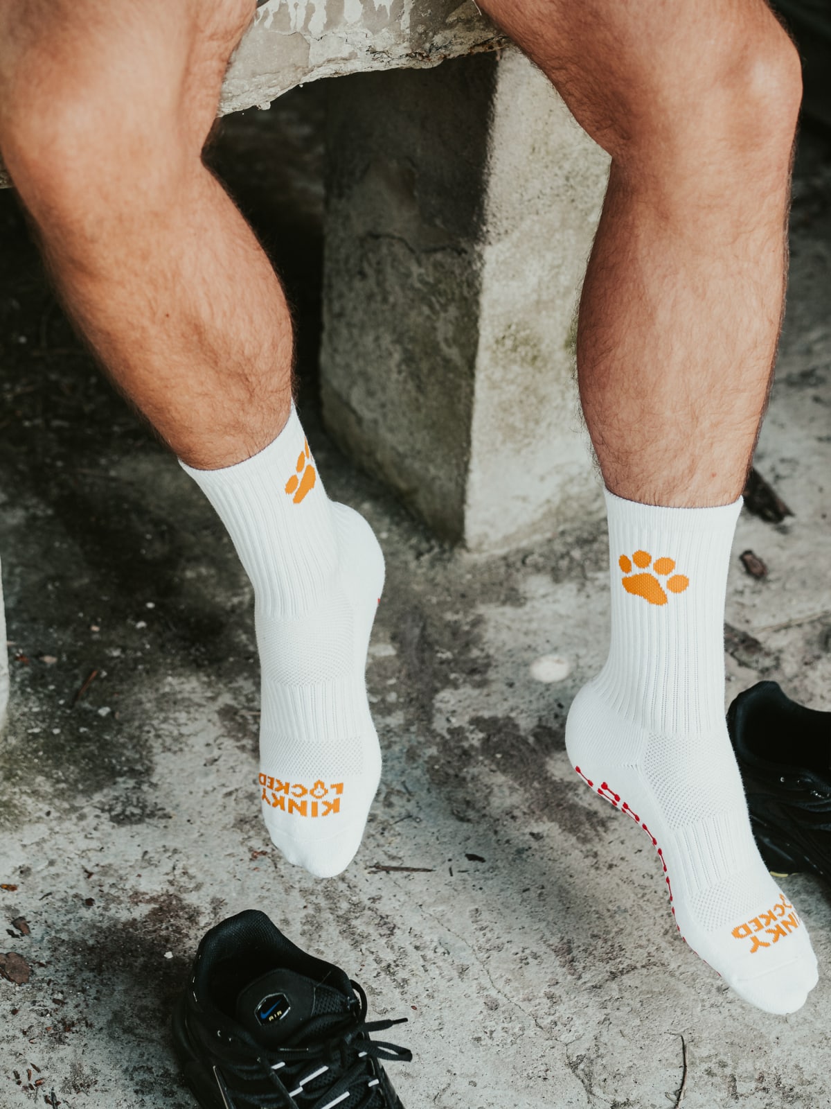 PUPPY ORANGE GRIP SPORT SOCKS 4 puppy grip socks 49 z 56 KINKY LOCKED - FETISH GEAR FOR EVERYONE