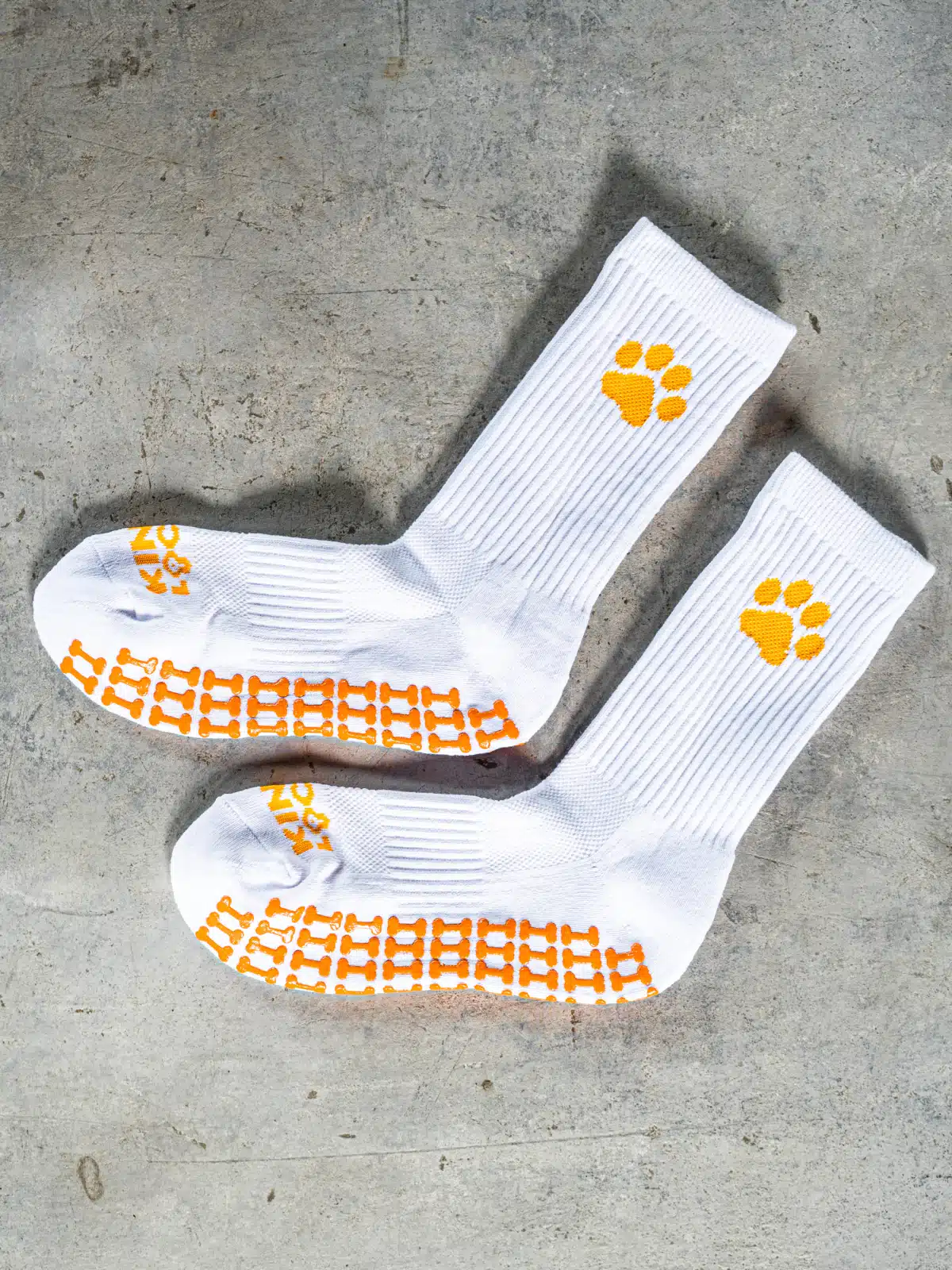 puppy grip socks 6 z 56 KINKY LOCKED - FETISH GEAR FOR EVERYONE