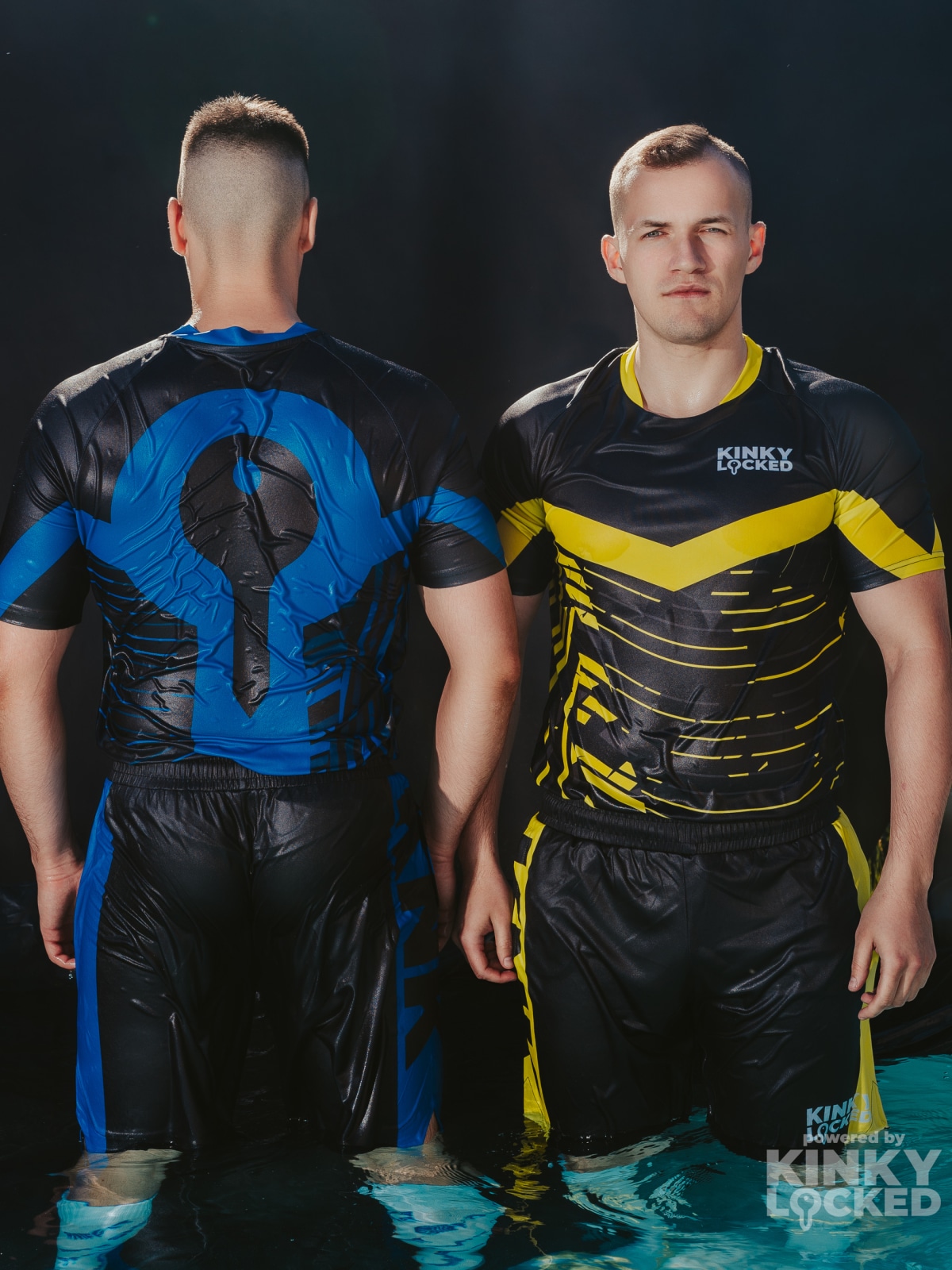 VORTEX KINKY FOOTBALL SET – ULTRAMARINE BLUE/BLACK EDITION + FREE SOCKS 5 vortex blueyellow 15 z 22 KINKY LOCKED - FETISH GEAR FOR EVERYONE