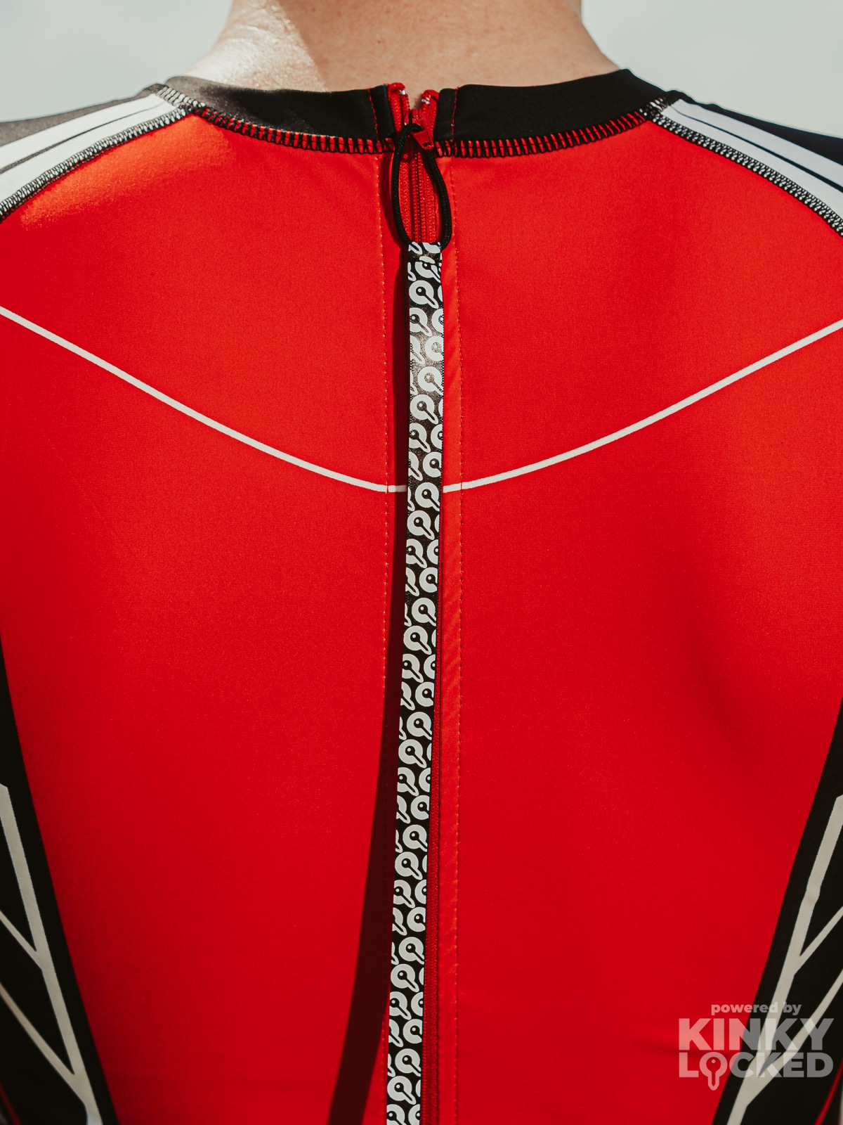 SURFSUIT SPANDEX KINKY LOCKED - BOLD RED ZIPPER 8 surfsuitgotowe 21 z 79 KINKY LOCKED - FETISH GEAR FOR EVERYONE