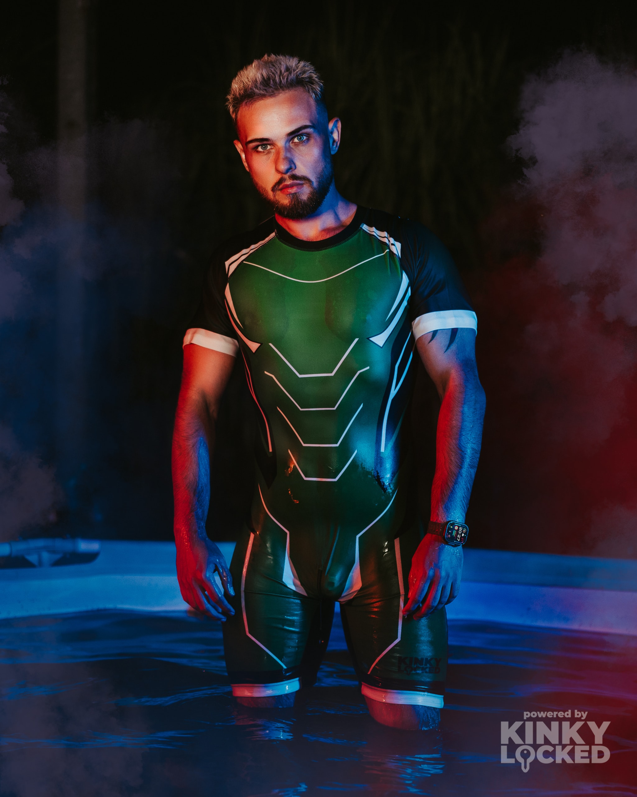 KINKYLOCKED-SURFSUIT (10 z 11) KINKYLOCKED SURFSUIT 10 z 11 scaled KINKY LOCKED - FETISH GEAR FOR EVERYONE