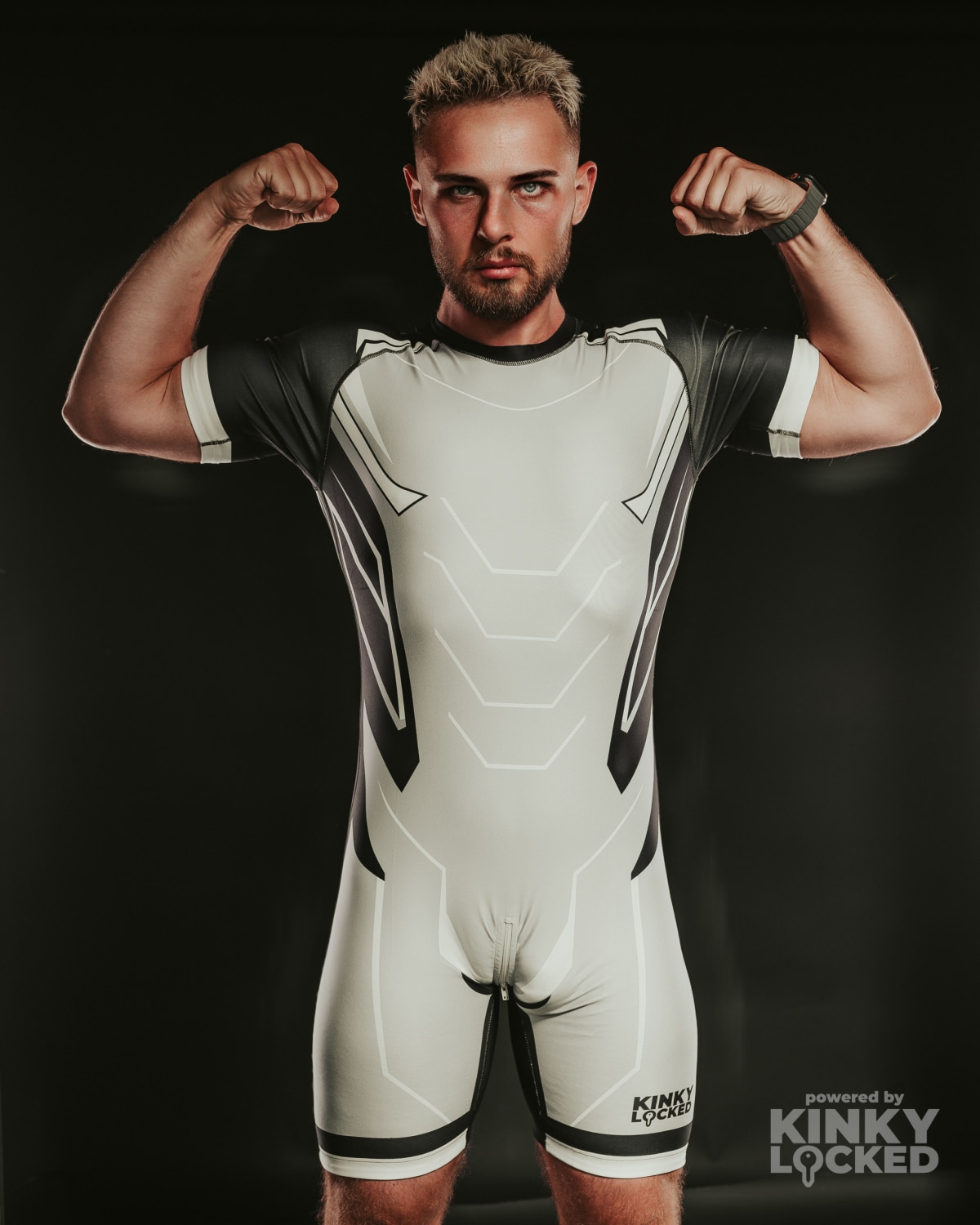 Front athletic view of the KINKY LOCKED Cold Gray Surfsuit
