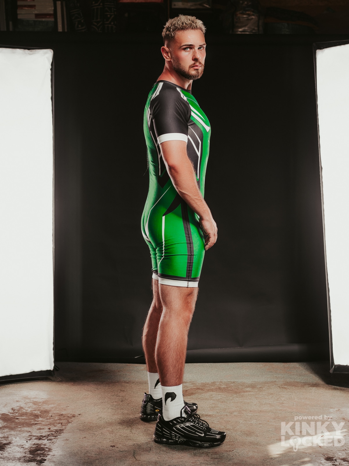 SURFSUIT SPANDEX KINKY LOCKED - TOXIC GREEN ZIPPER 11 KINKYLOCKED SURFSUIT 2 z 26 KINKY LOCKED - FETISH GEAR FOR EVERYONE
