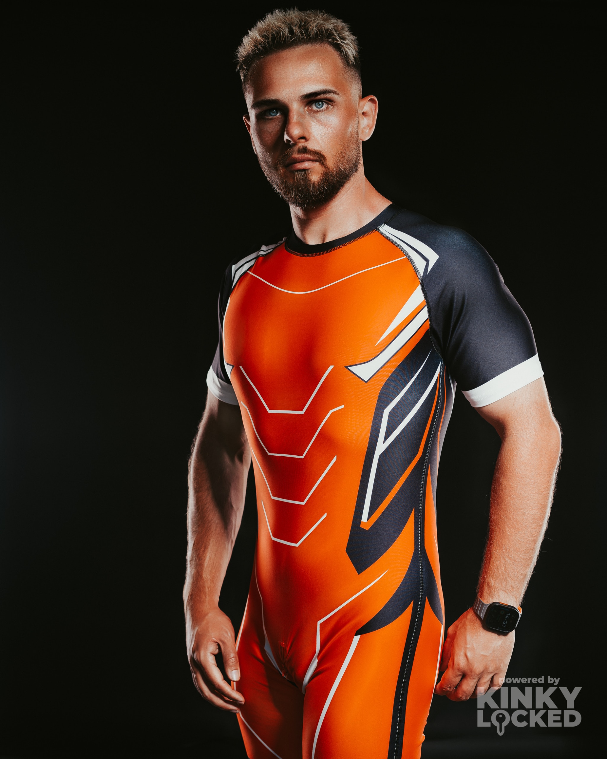 KINKYLOCKED-SURFSUIT (23 z 26) KINKYLOCKED SURFSUIT 23 z 26 scaled KINKY LOCKED - FETISH GEAR FOR EVERYONE