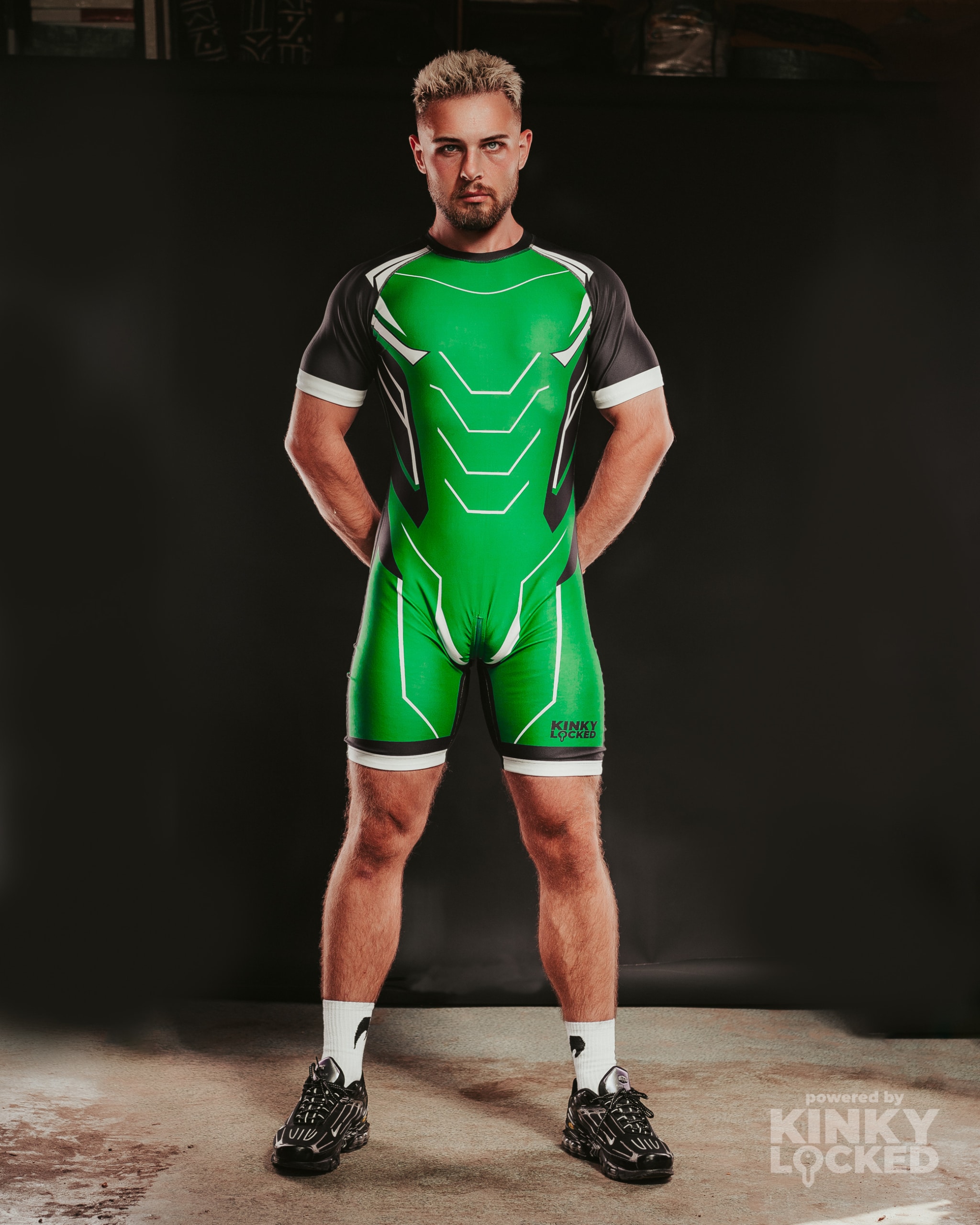 KINKYLOCKED-SURFSUIT (4 z 26) KINKYLOCKED SURFSUIT 4 z 26 scaled KINKY LOCKED - FETISH GEAR FOR EVERYONE