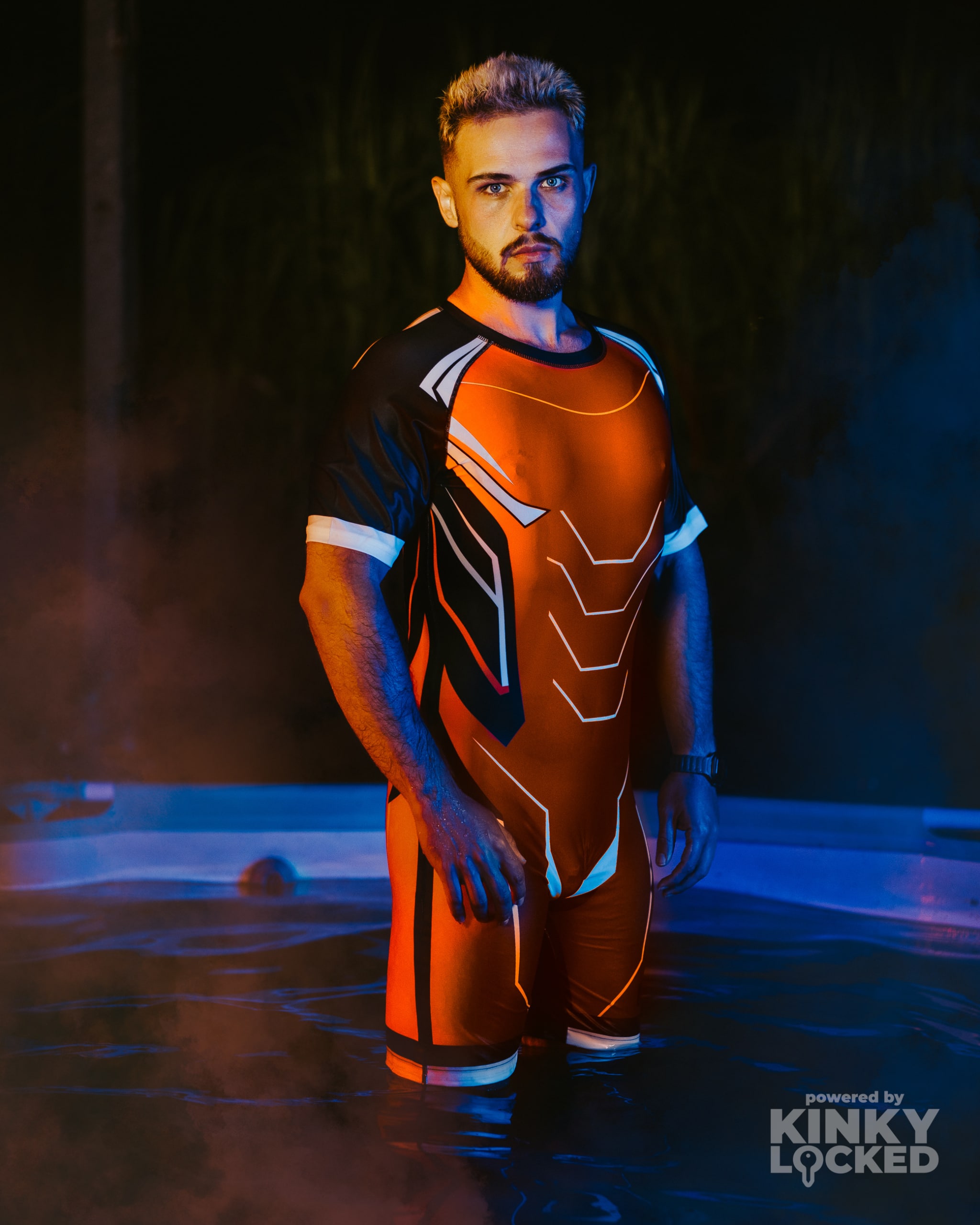 KINKYLOCKED-SURFSUIT (5 z 11) KINKYLOCKED SURFSUIT 5 z 11 scaled KINKY LOCKED - FETISH GEAR FOR EVERYONE