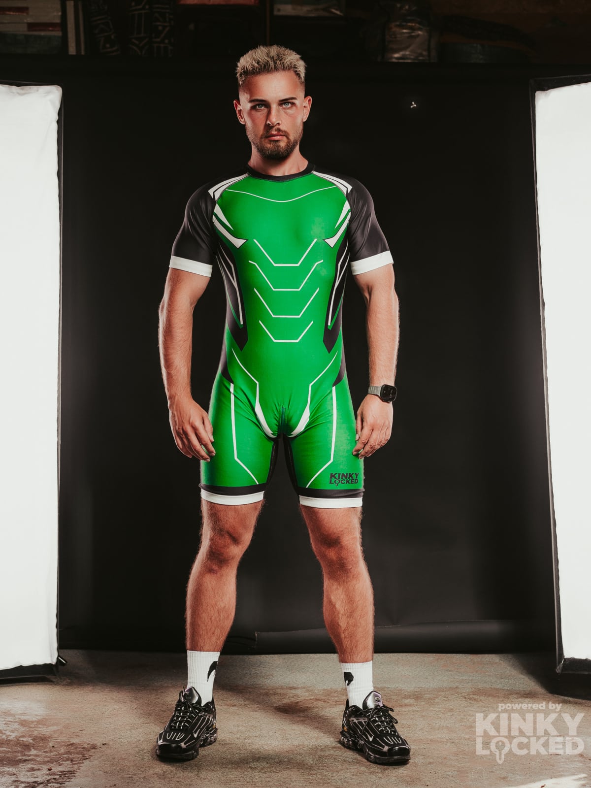 SURFSUIT SPANDEX KINKY LOCKED - TOXIC GREEN ZIPPER 14 KINKYLOCKED SURFSUIT 5 z 26 KINKY LOCKED - FETISH GEAR FOR EVERYONE