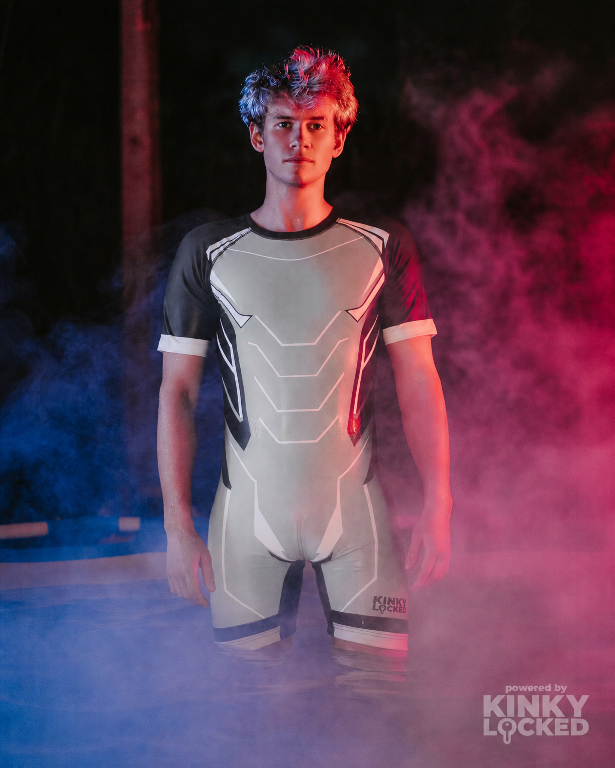KINKYLOCKED-SURFSUIT (6 z 9) KINKYLOCKED SURFSUIT 6 z 9 scaled KINKY LOCKED - FETISH GEAR FOR EVERYONE