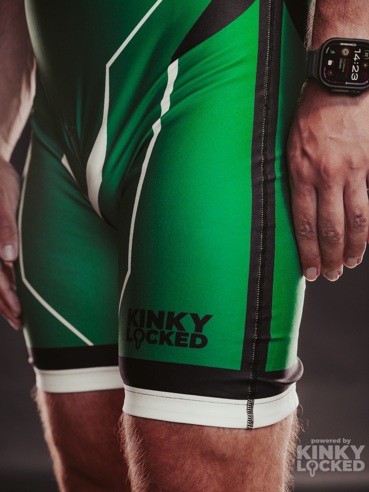 SURFSUIT SPANDEX KINKY LOCKED - TOXIC GREEN ZIPPER 16 KINKYLOCKED SURFSUIT 7 z 26 KINKY LOCKED - FETISH GEAR FOR EVERYONE